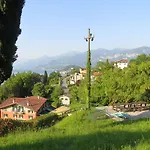 فندق مبيت وإفطار Bellagio Bed & Breakfast 4*